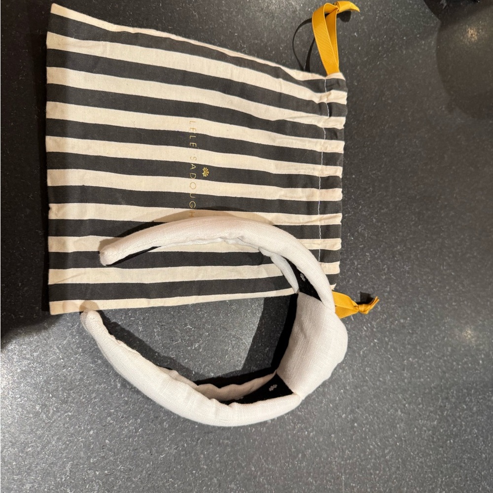 Lele Sadoughi White Headband with Striped Pouch- perfect condition